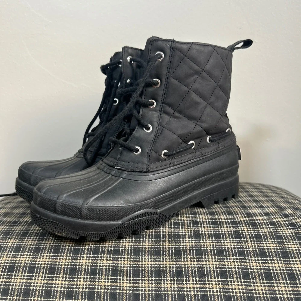 EUC Sperry‎ Top-Sider Boot Saltwater Duck Size 6 Black Quilted Waterproof